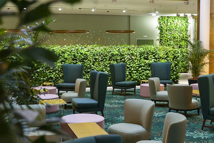 KHFS Kongresshotel Flughafen Mövenpick Hotel Stuttgart. Foto: Gefäßerie